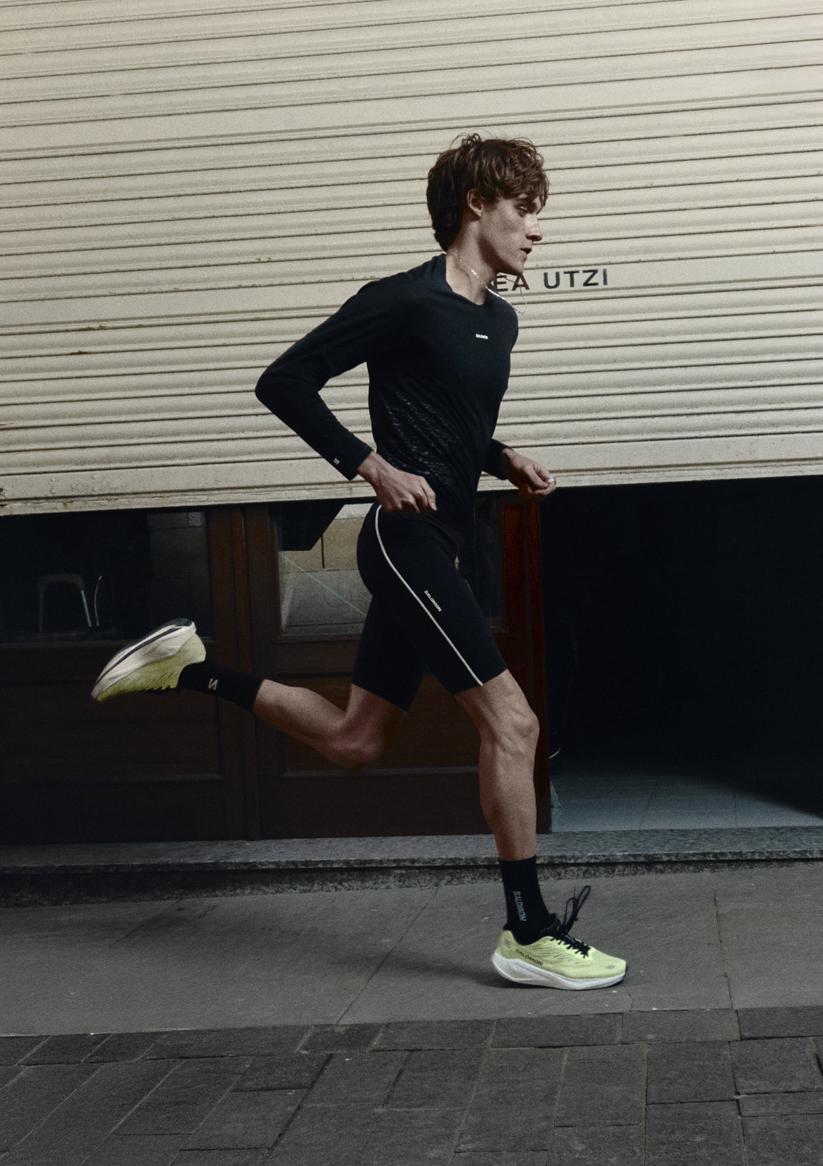 salomonshoe.com